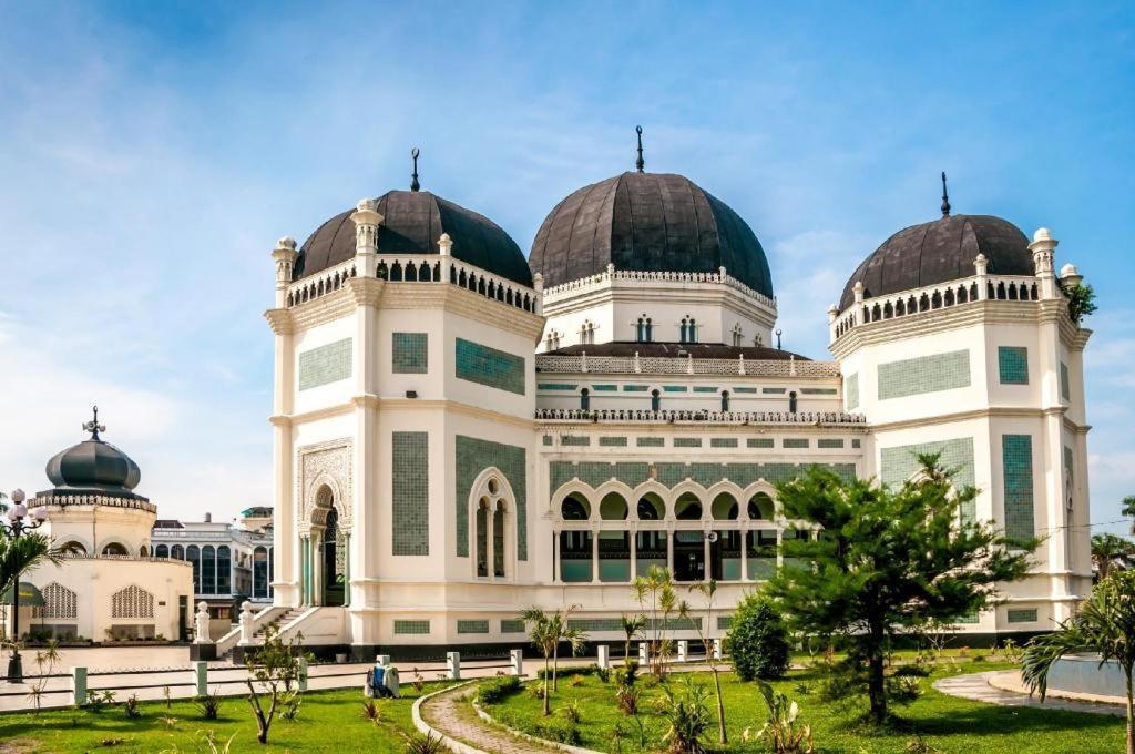 Spot On 91977 Kost Ketapang Syariah Hotel Medan Eksteriør billede